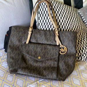 Large Jet Set Tote